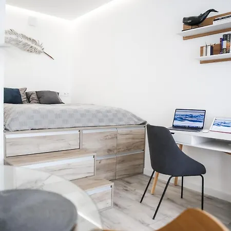 Recharge Apt 44 - аркадия, вид моря, терраса, парк Апартаменты *